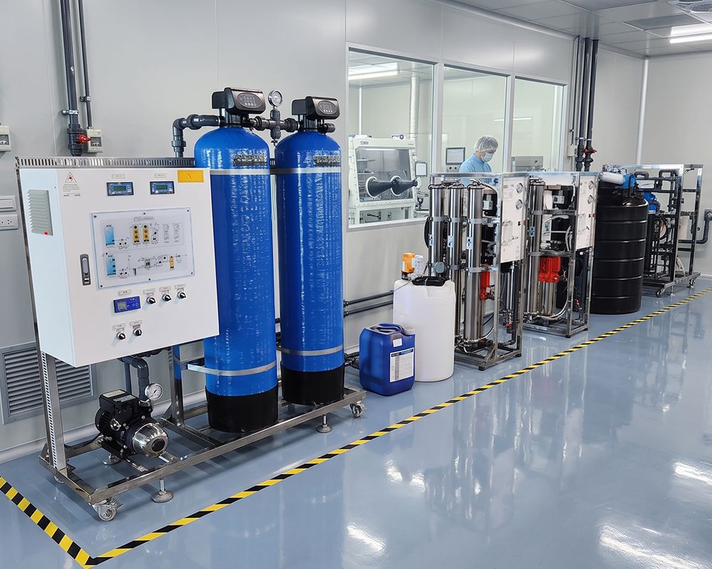 500LPH實驗室超純⽔系統建置案